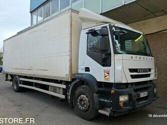صورة ل شاحنات صندوقية 2013 ايفكو STRALIS