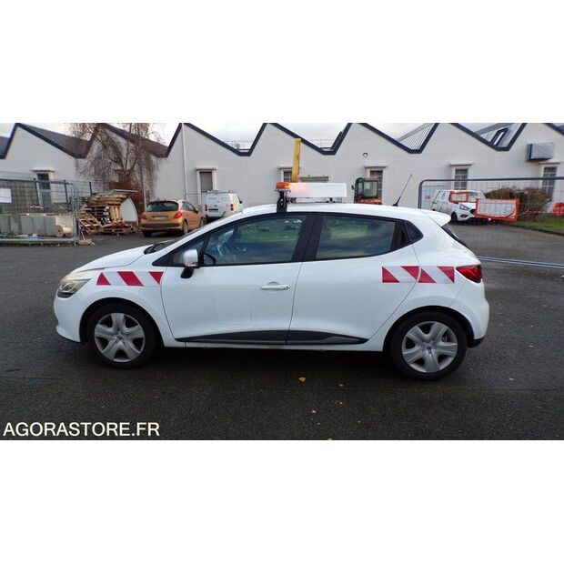 2015 Renault Clio-44330632