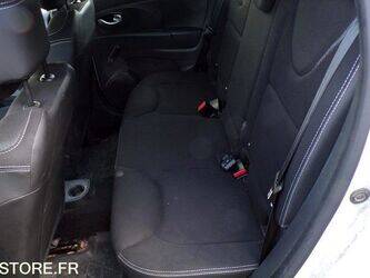 2015-renault-clio-1395210-44330637