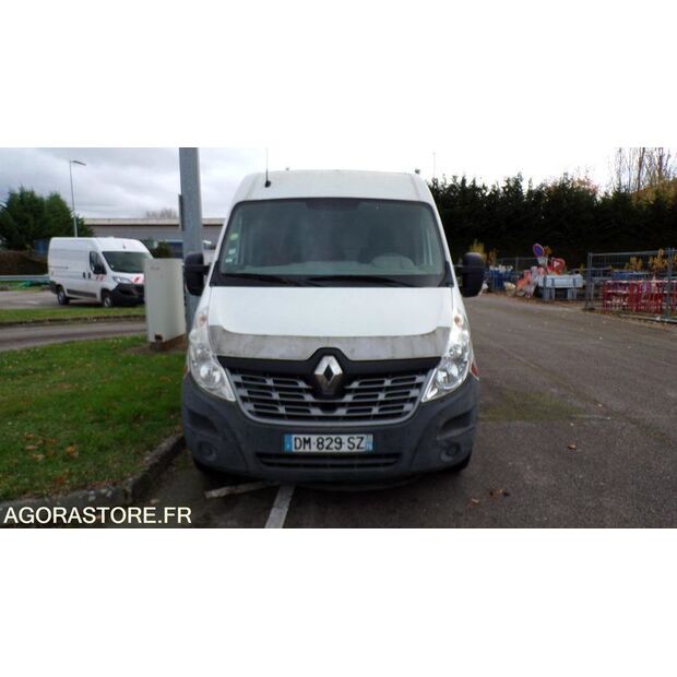 2014 رينو Master-44330751