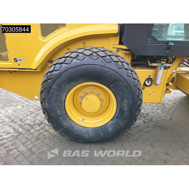 2018 Caterpillar CS66B-44331295