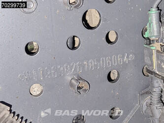 2021-mercedes-benz-actros-3353-44331422