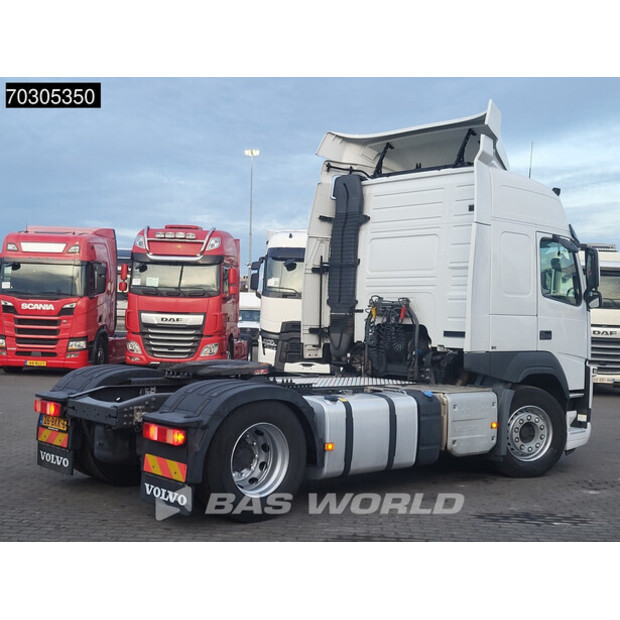 2018 فولفو FM 370-44331536