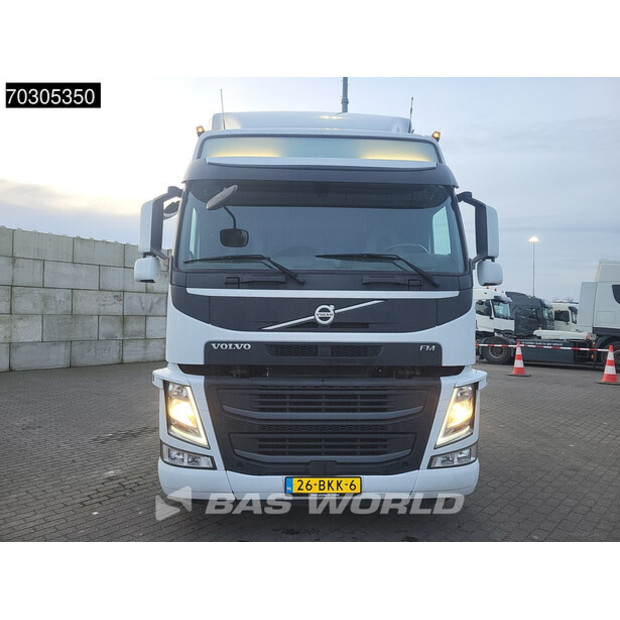 2018 فولفو FM 370-44331537
