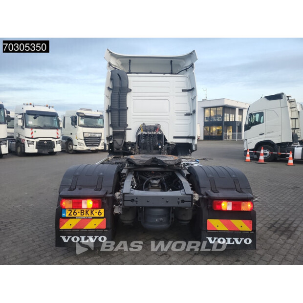 2018 فولفو FM 370-44331540