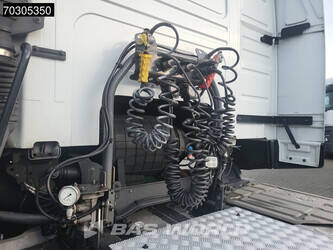 2018-volvo-fm-370-44331542