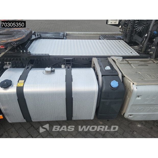 2018 فولفو FM 370-44331544