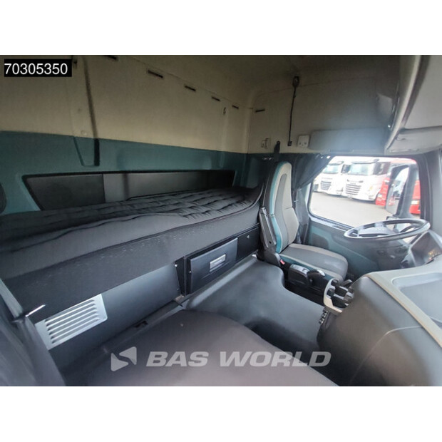 2018 فولفو FM 370-44331559