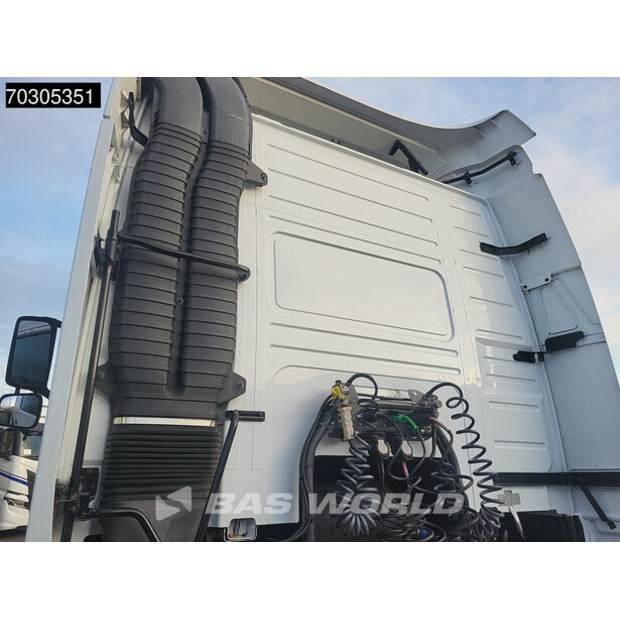 2018 فولفو FM 370-44331571