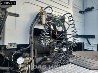 2018-volvo-fm-370-1395260-44331572