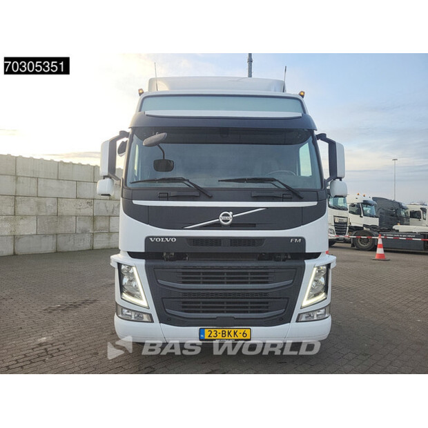 2018 فولفو FM 370-44331575