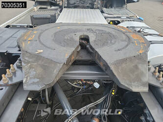 2018-volvo-fm-370-1395260-44331581