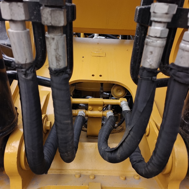 2023 كاتربيلر 320D-44332142