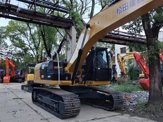 صورة ل حفارات 2022 كاتربيلر 320D