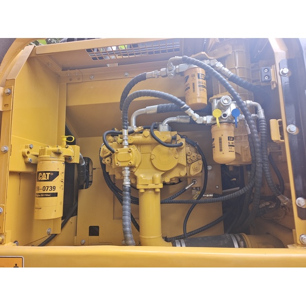 2023 Caterpillar 324D-44332300