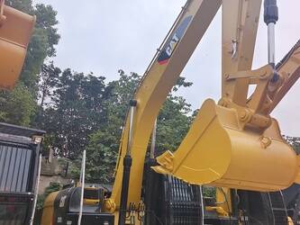 2023-caterpillar-324d-1395288-44332309