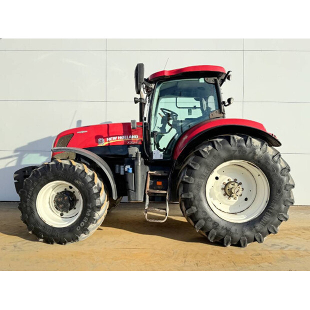 2014 New Holland T7.270-44332668