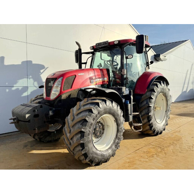 2014 New Holland T7.270-44332671