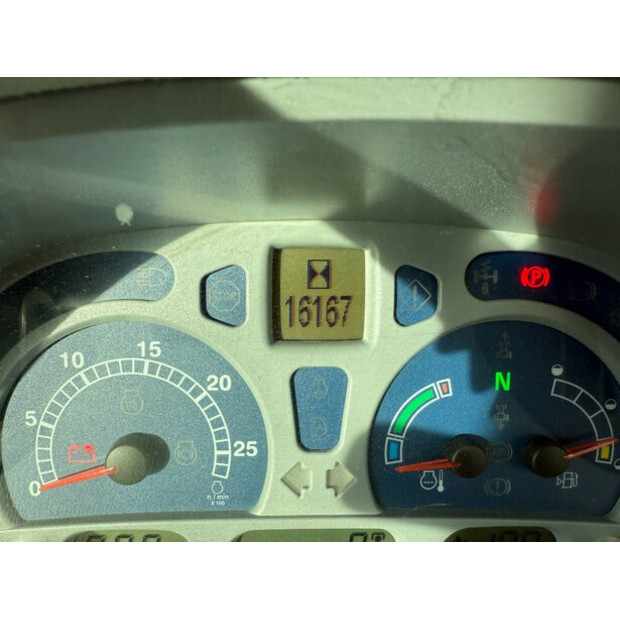 2014 New Holland T7.270-44332710