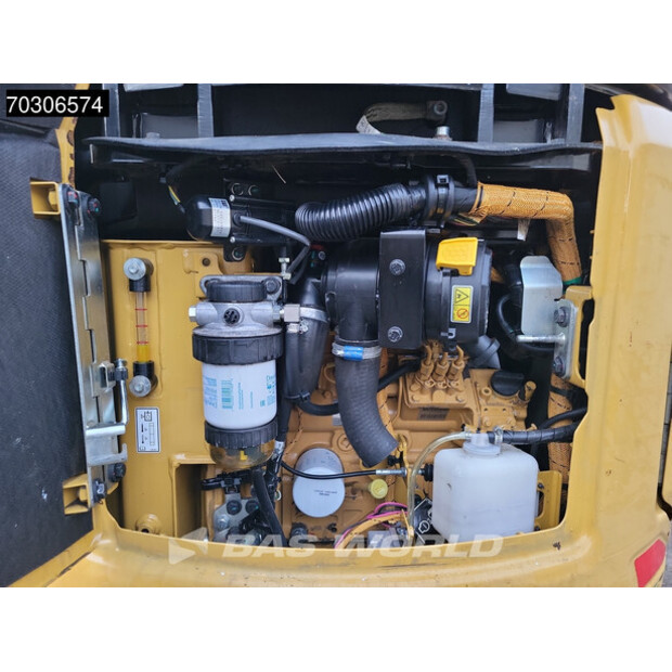 2021 Caterpillar 301.8-44332857