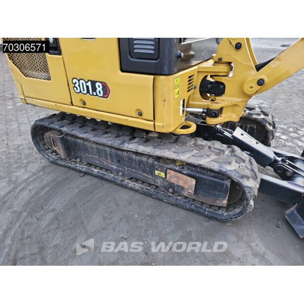 2021 كاتربيلر 301.8-44332885
