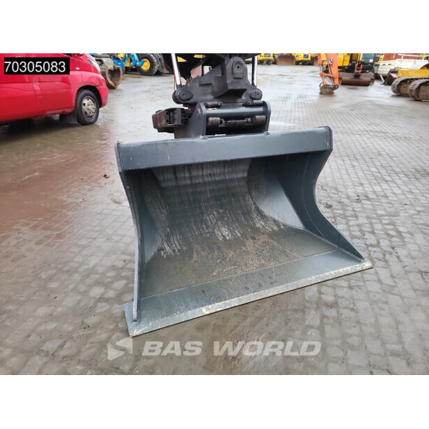 2017 Volvo EC250EL-44332916