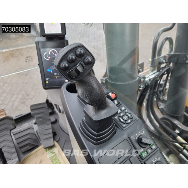 2017 Volvo EC250EL-44332935