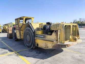 2013-atlas-copco-scooptram-st1030-44332955