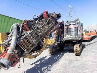 2016-sandvik-dx800-44333094