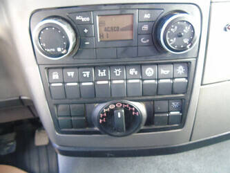 2009-man-tgs-28-400-1395334-44333366