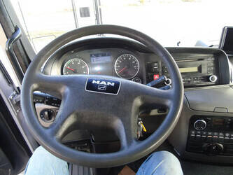 2009-man-tgs-28-400-1395334-44333371