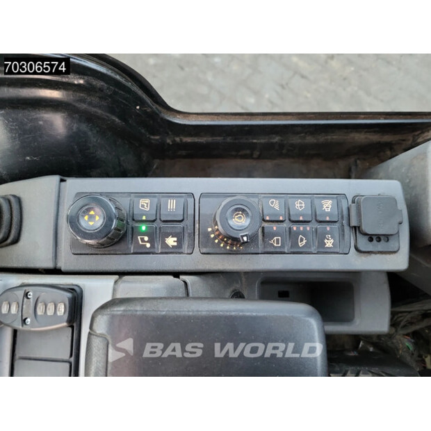 2021 كاتربيلر 301.8-44333401