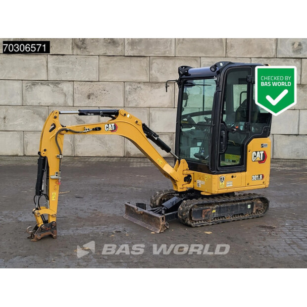 2021 Caterpillar 301.8-44333407