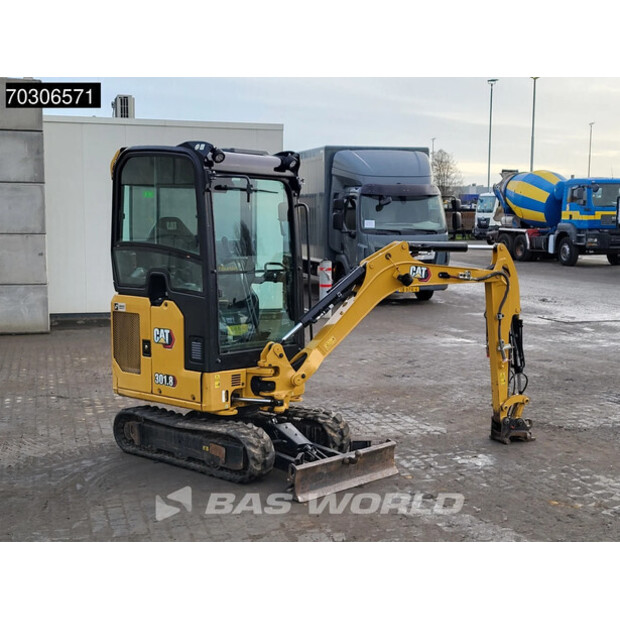 2021 Caterpillar 301.8-44333414