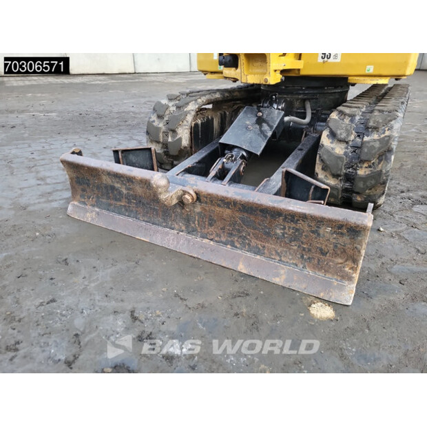 2021 Caterpillar 301.8-44333418