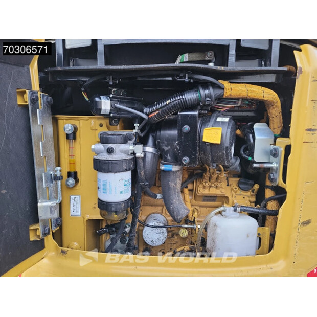 2021 Caterpillar 301.8-44333424