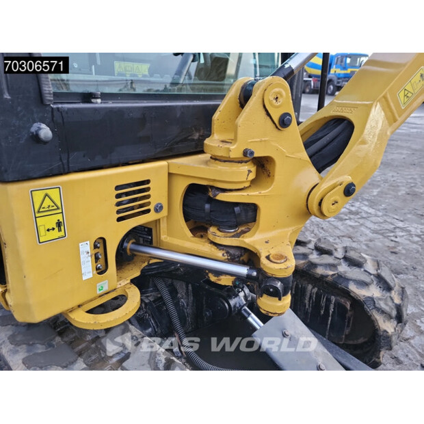 2021 Caterpillar 301.8-44333427