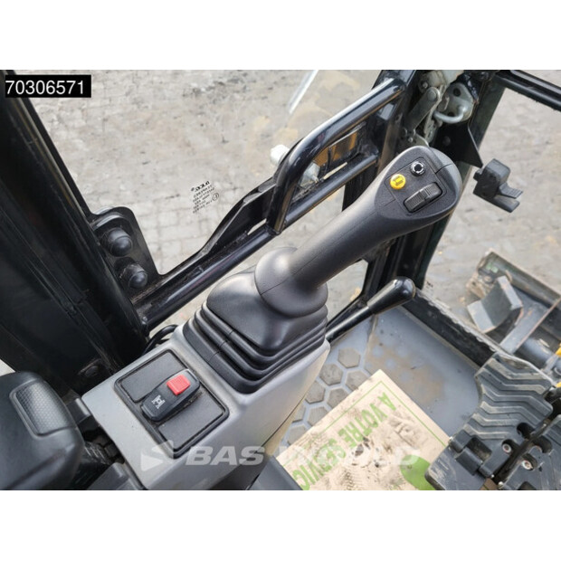 2021 Caterpillar 301.8-44333429