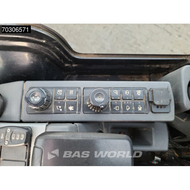 2021 Caterpillar 301.8-44333431