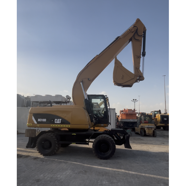 2014 كاتربيلر M318D-44333455