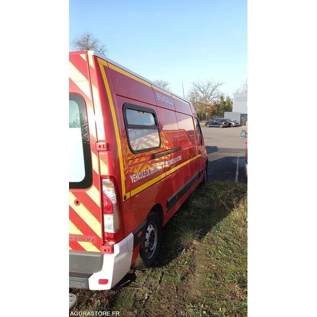 2014 رينو Master-44345867