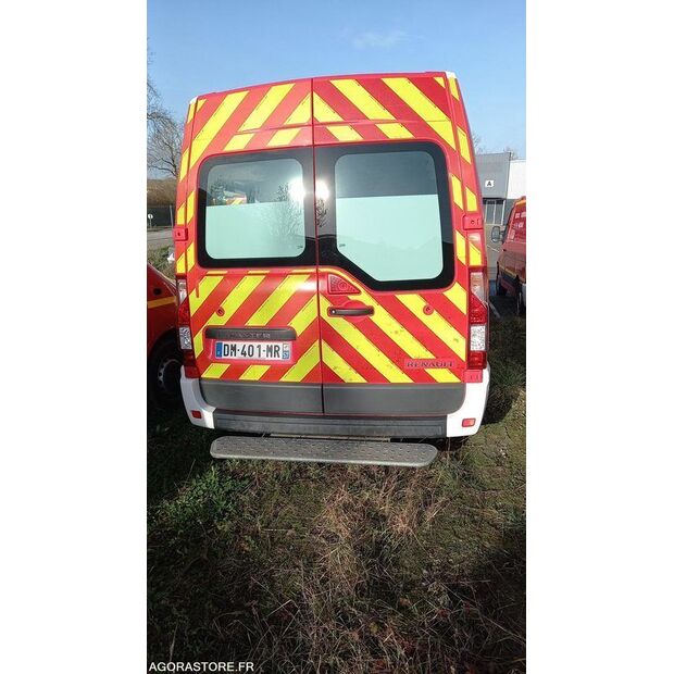 2014 رينو Master-44345869