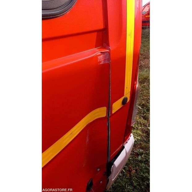 2014 رينو Master-44345870