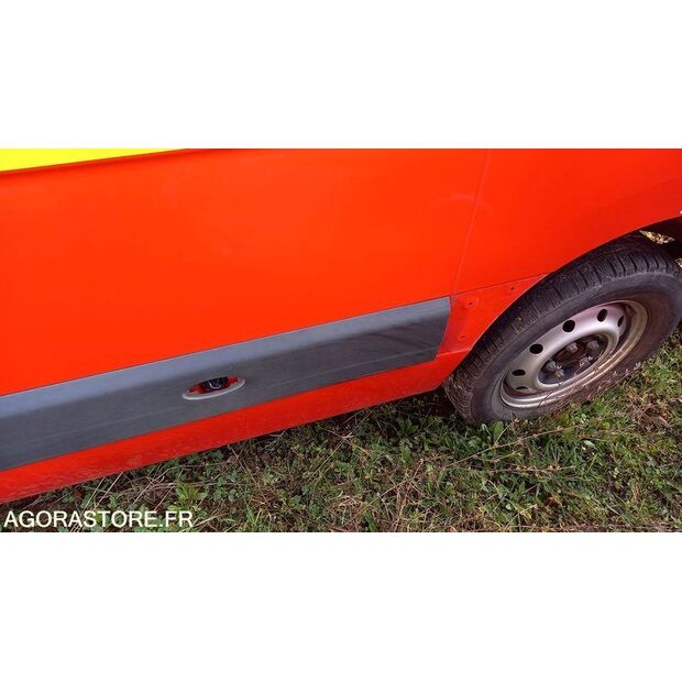 2014 رينو Master-44345873