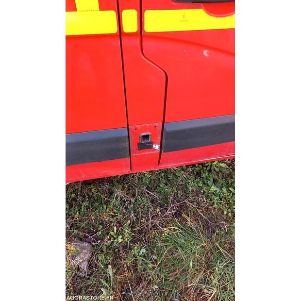 2014 رينو Master-44345875