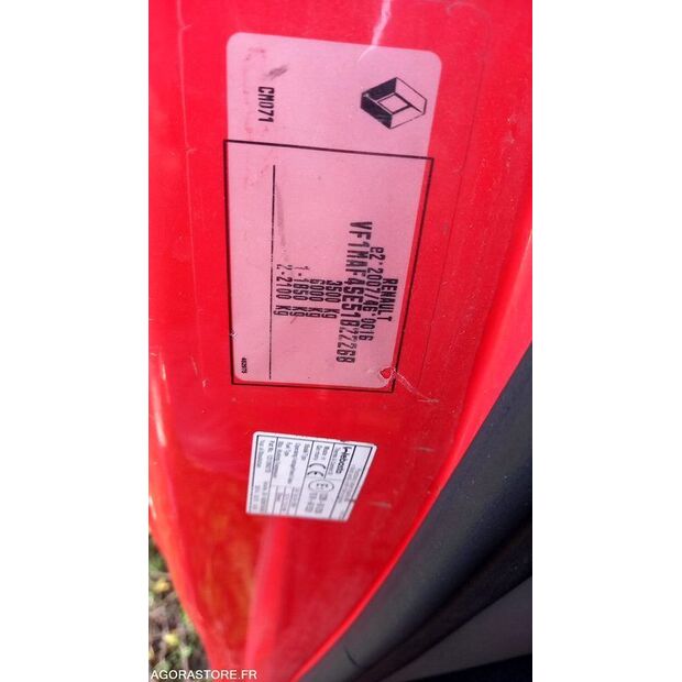 2014 رينو Master-44345877