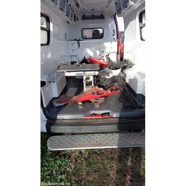 2014 رينو Master-44345886