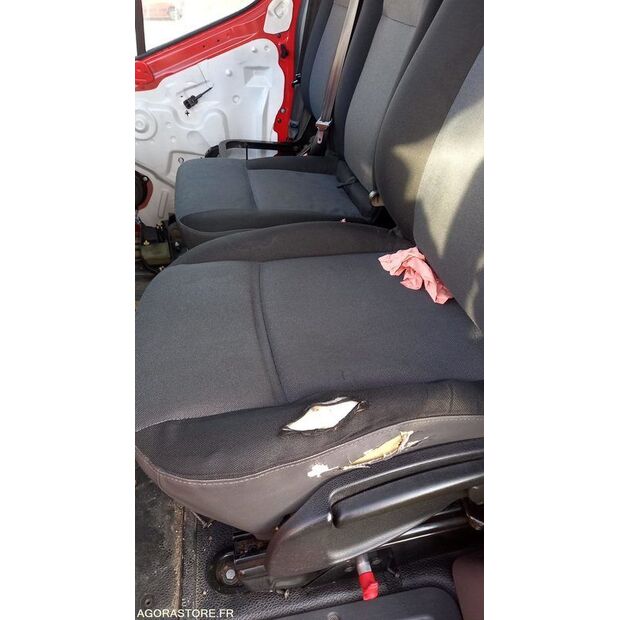 2014 رينو Master-44345887