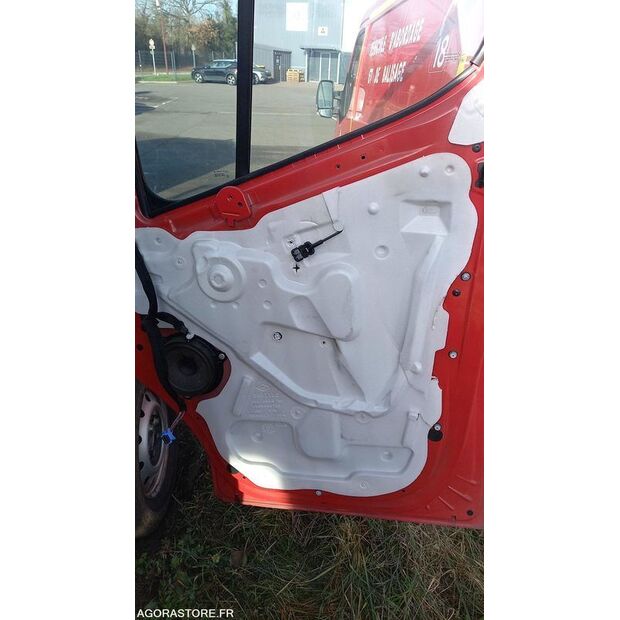 2014 رينو Master-44345891