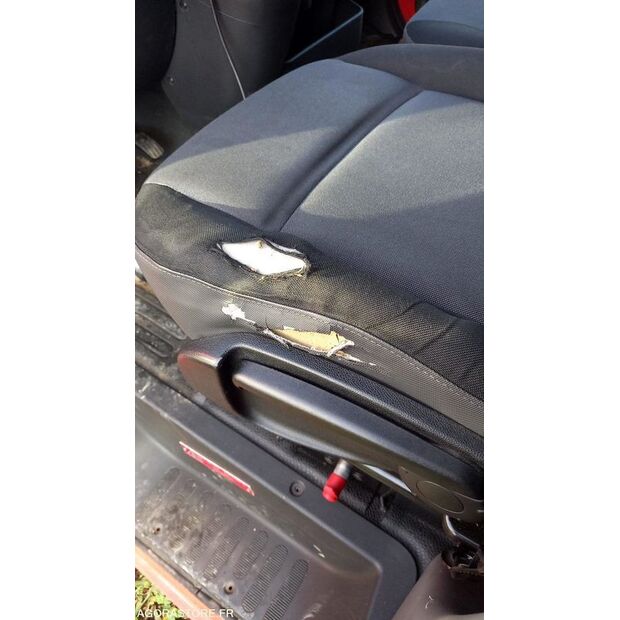 2014 رينو Master-44345893